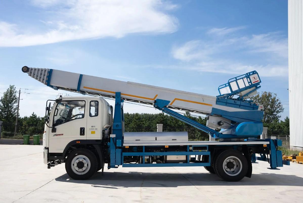 嘉兴秀洲云梯上料车租赁费用